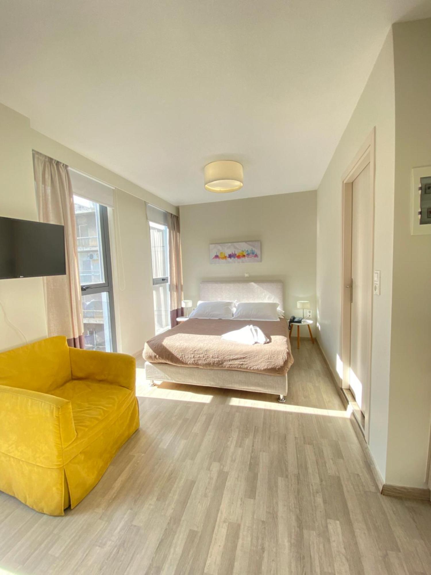 Tins Hotel City - أثينا المظهر الخارجي الصورة